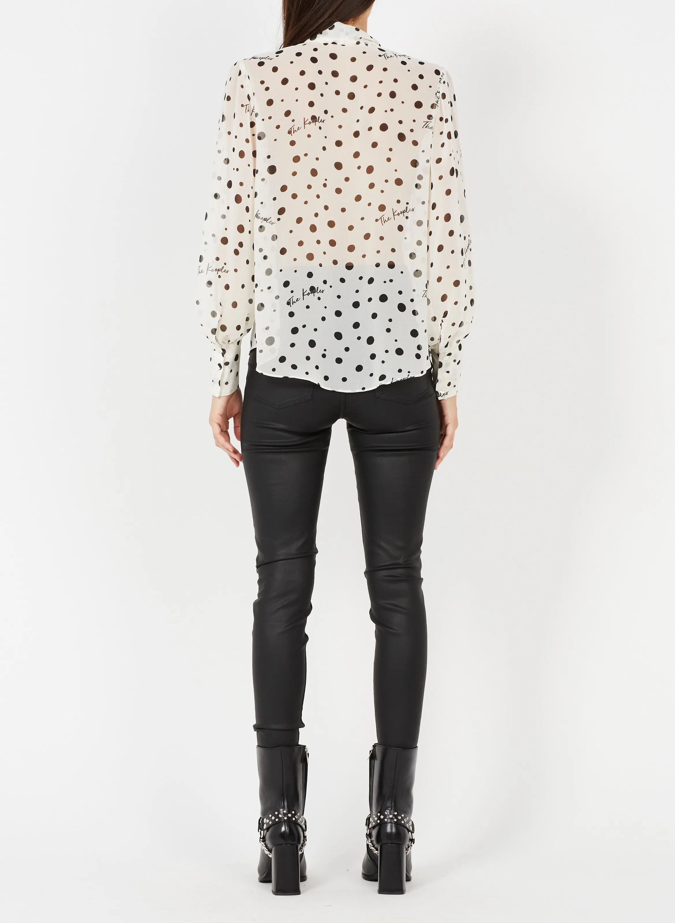 THE KOOPLES Vaquero slim con 5 bolsillos revestido en negro