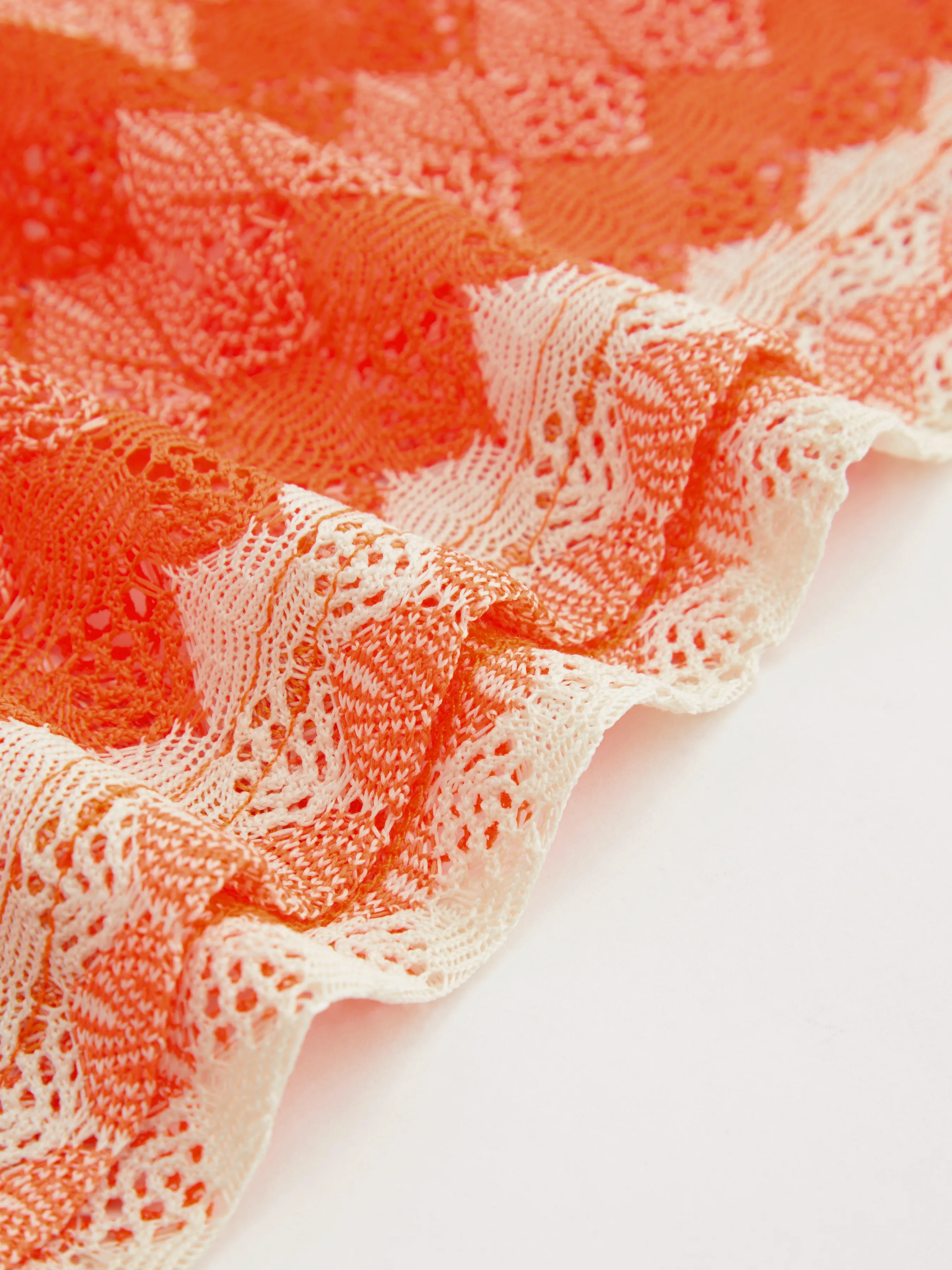 Top Corto Halter con Rayas Fruncido