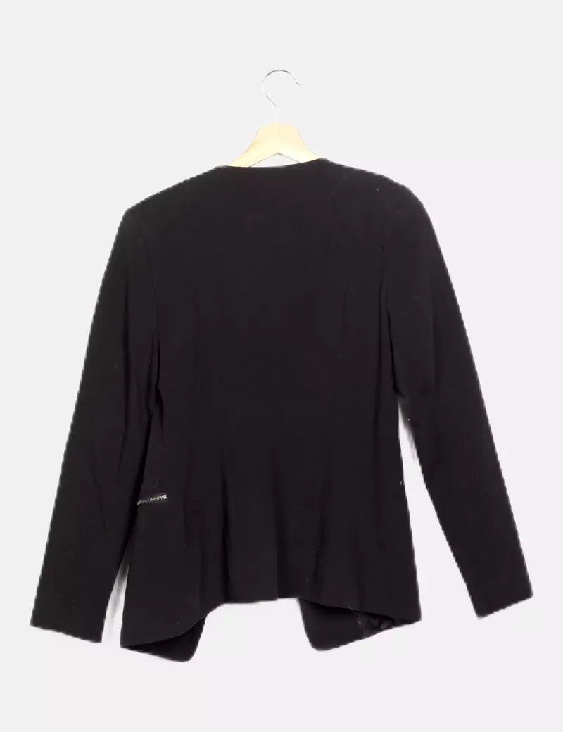 Vero Moda Blazer negra detalle cremalleras