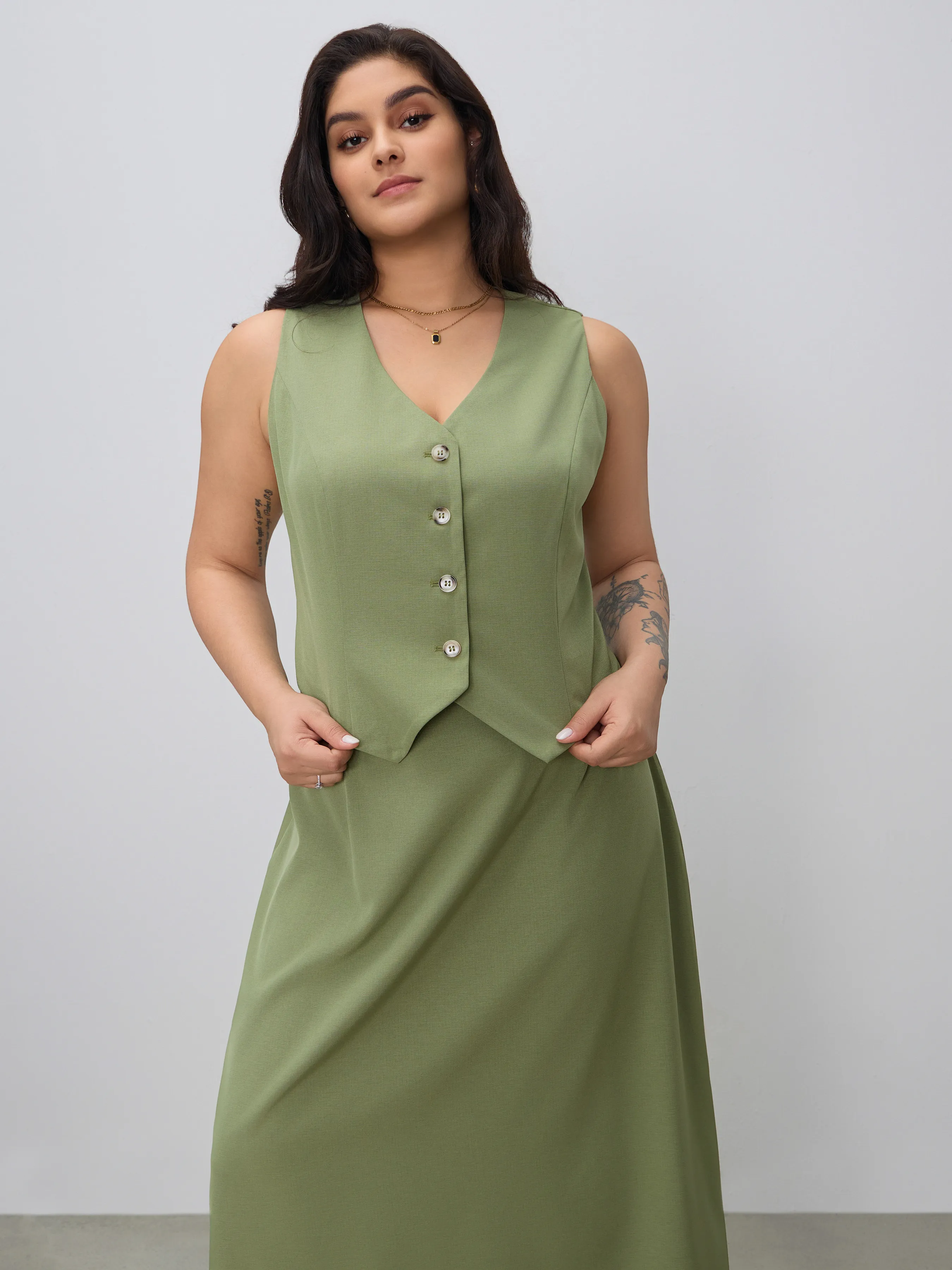  Vestido Maxi con Cremallera y Chaleco con Botones de Cuello en V Curvy