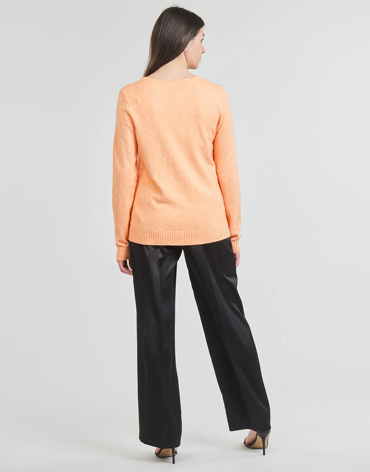 VIRIL V NECK