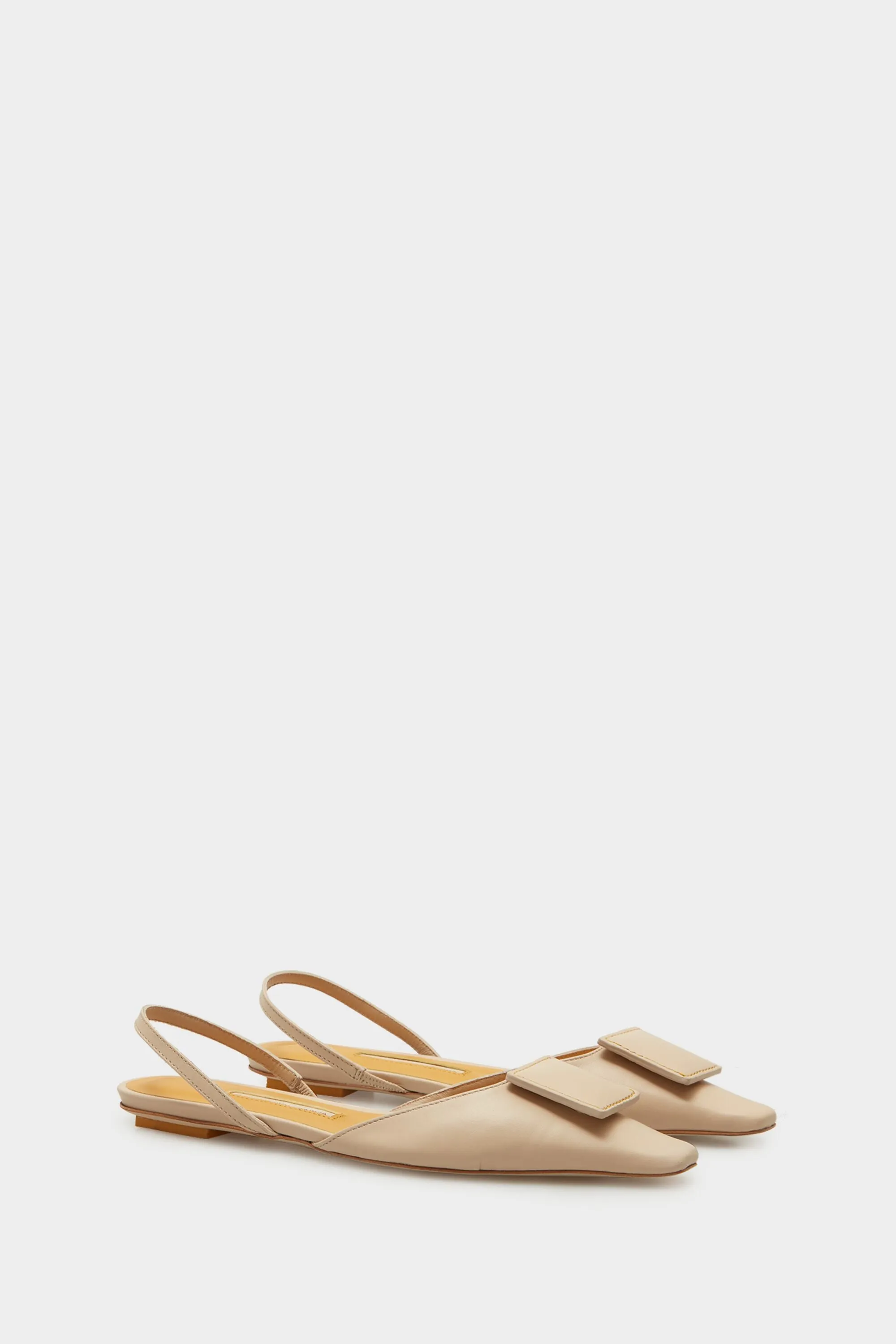 Zapato destalonado piel cubo