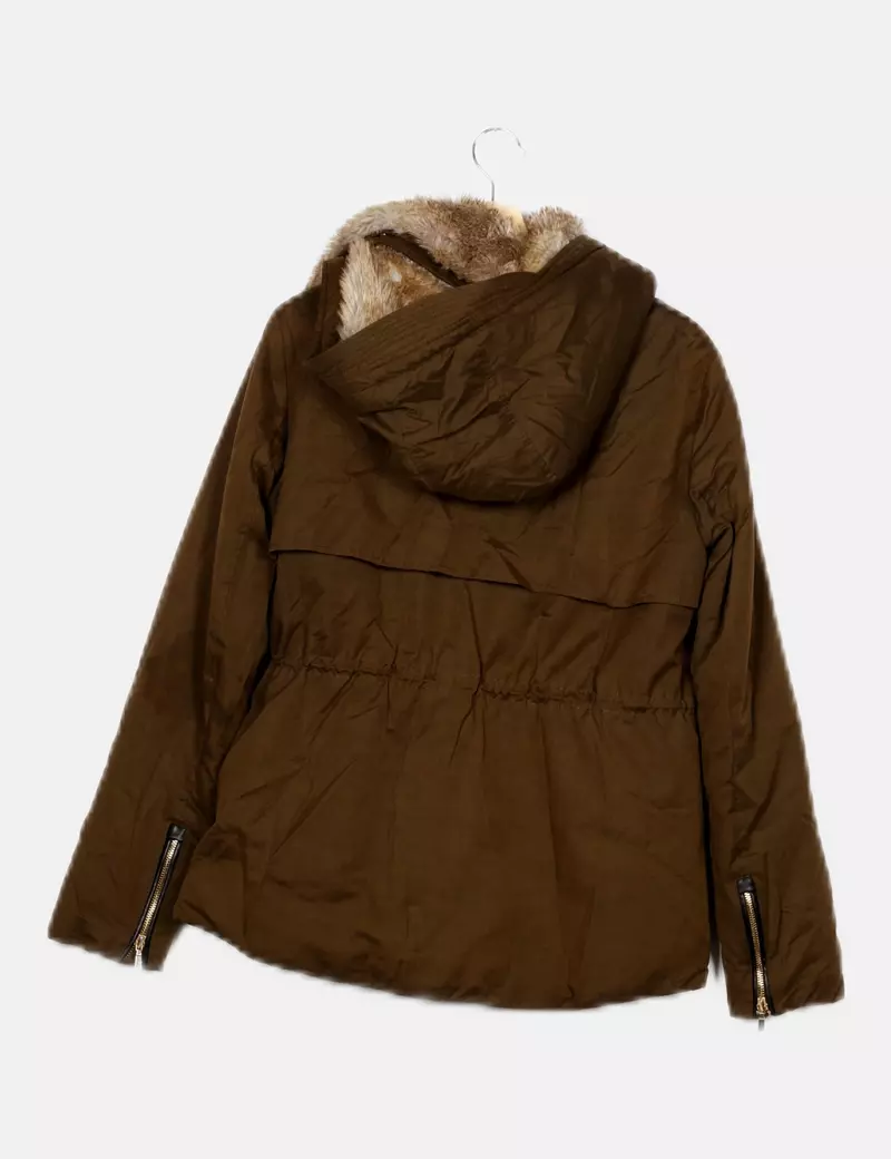 Zara Parka verde con capucha